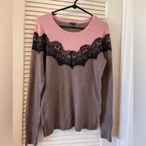 Women’s long sleeve top